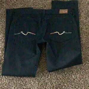 7 for all man kind—-Womans Black Jeans with Subtle Back Pocket
Rhinestones